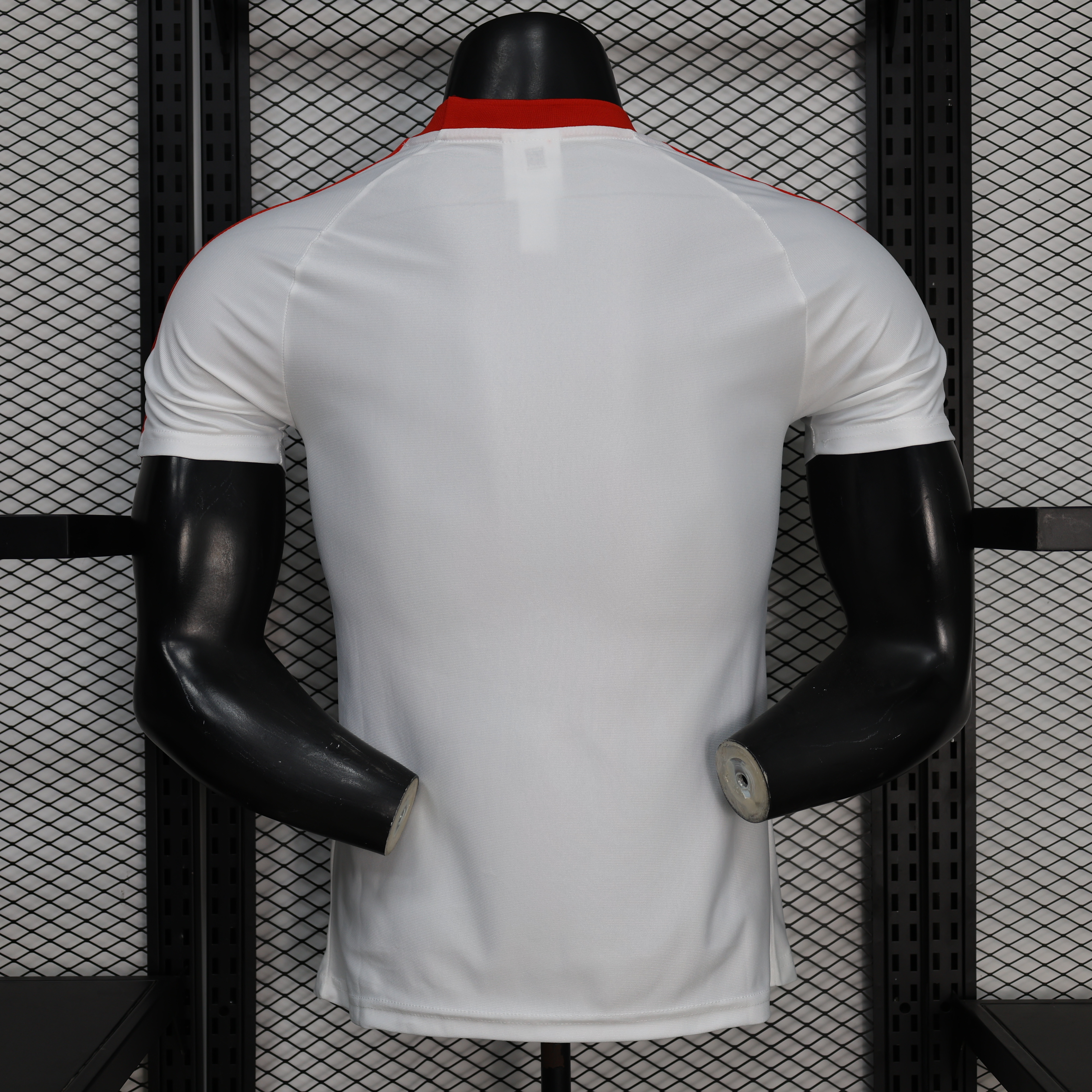 Liverpool 26-27 Retro Player Version Casual Edition