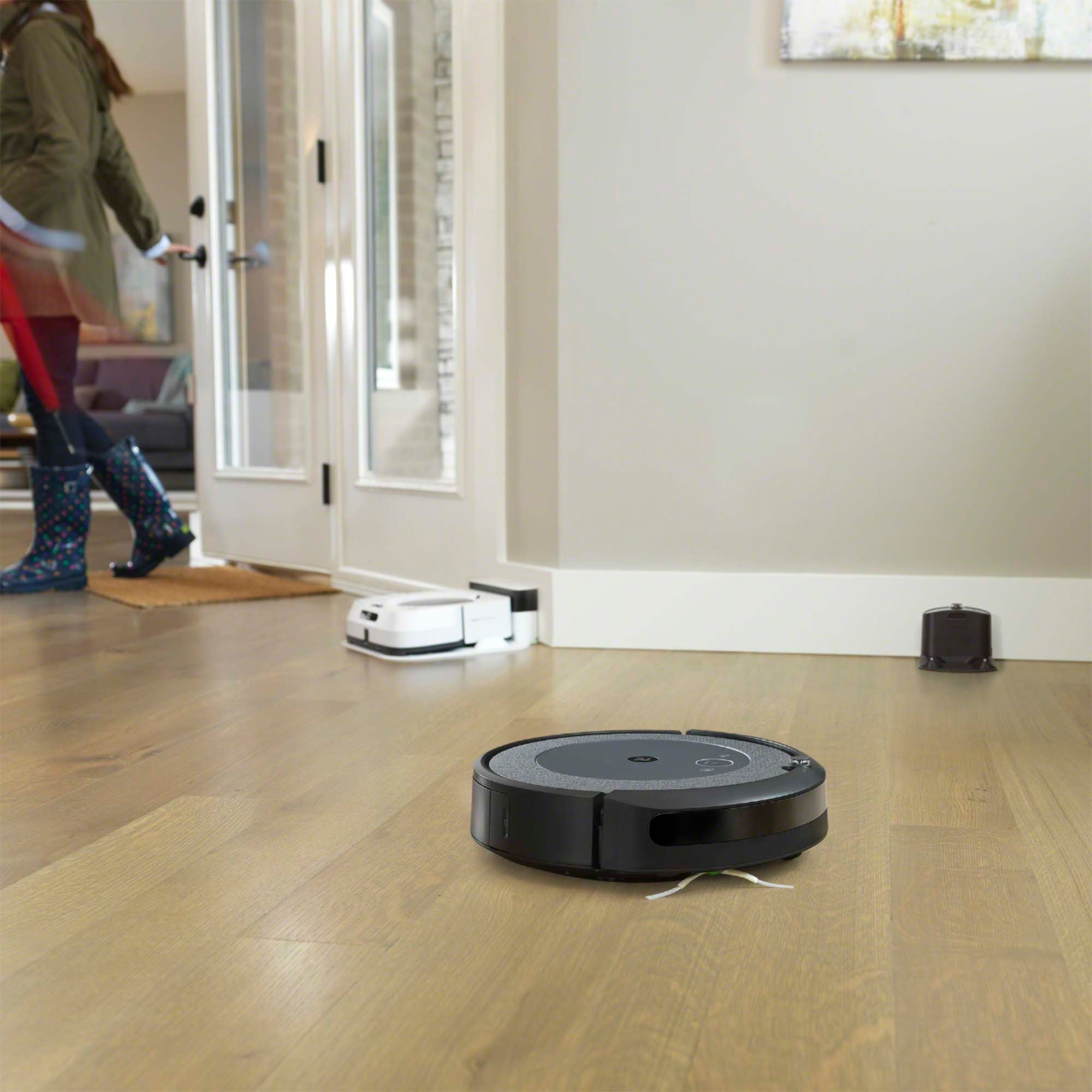 iRobot Roomba i3 EVO (3150) Wi-Fi Connected Robot Vacuum - Neutral