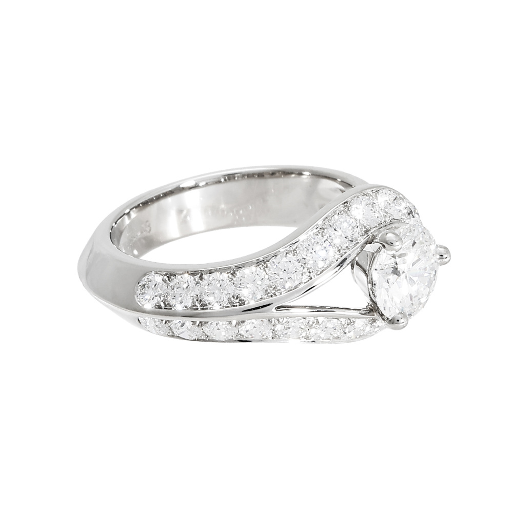 Van Cleef & Arpels Couture Ring Platinum Diamond VCARD37400