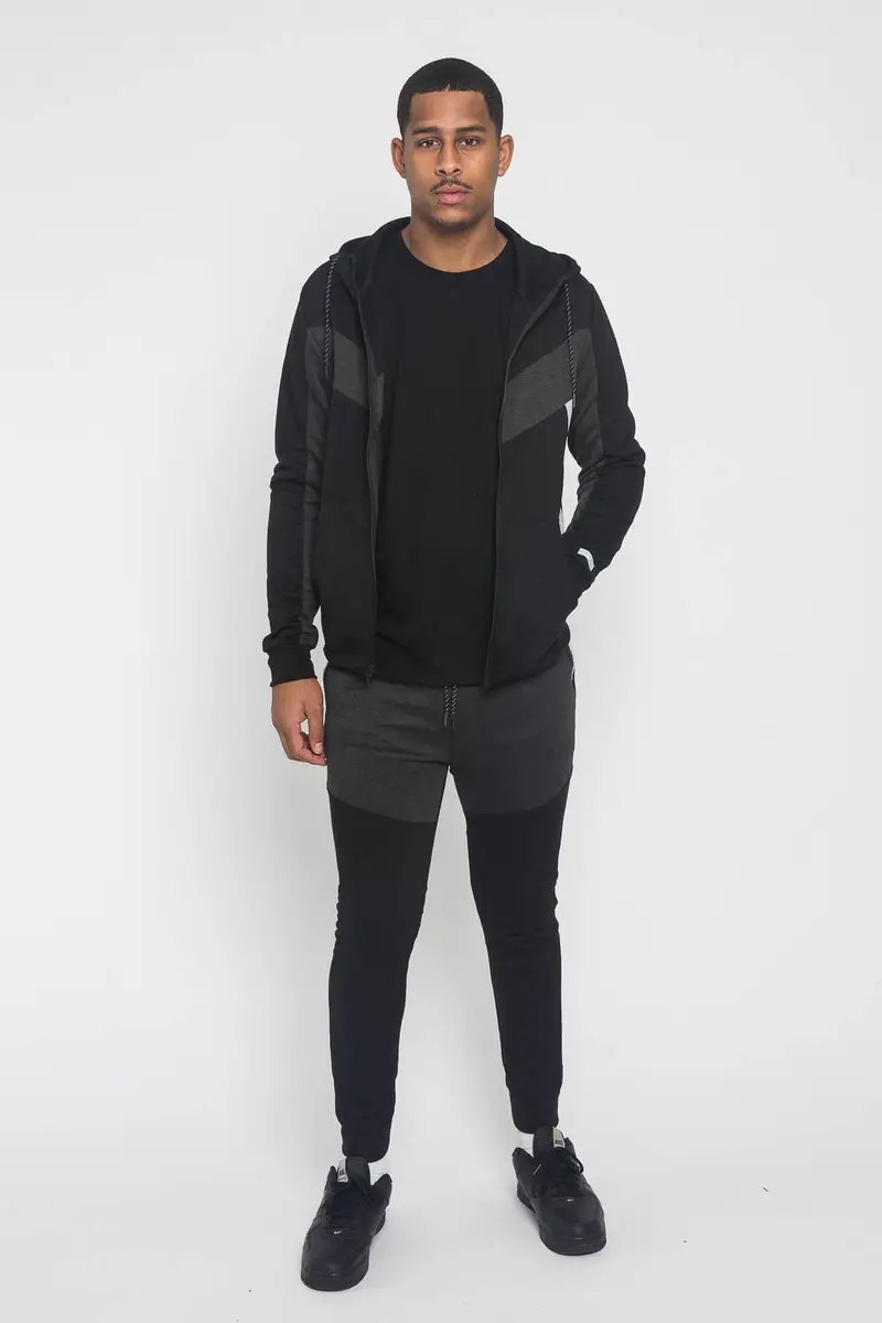 Tri-Color Contrast Tracksuit – Vibrant Three-Tone Sportswear Set with Modern Cut