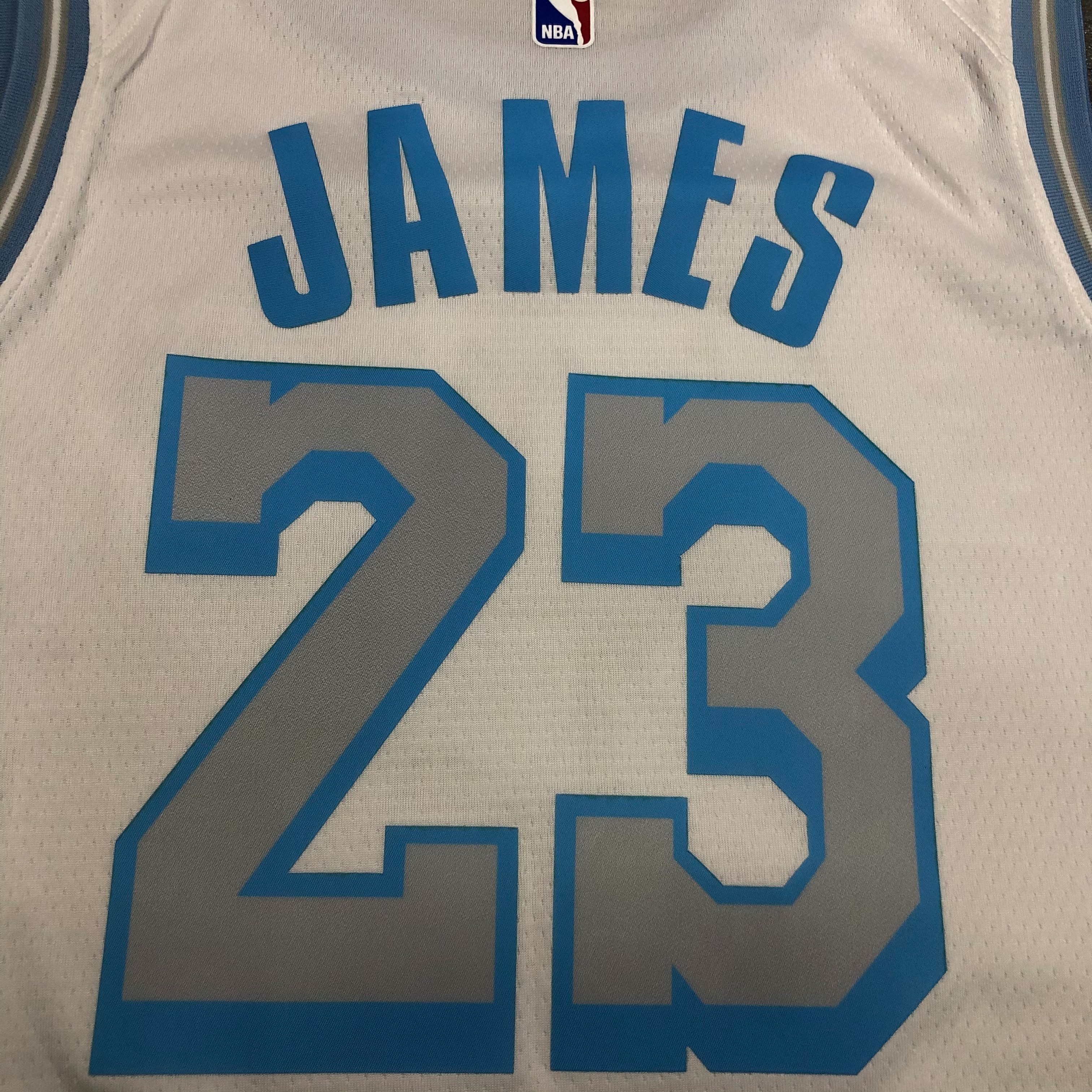 21 Season Lakers Retro White #23