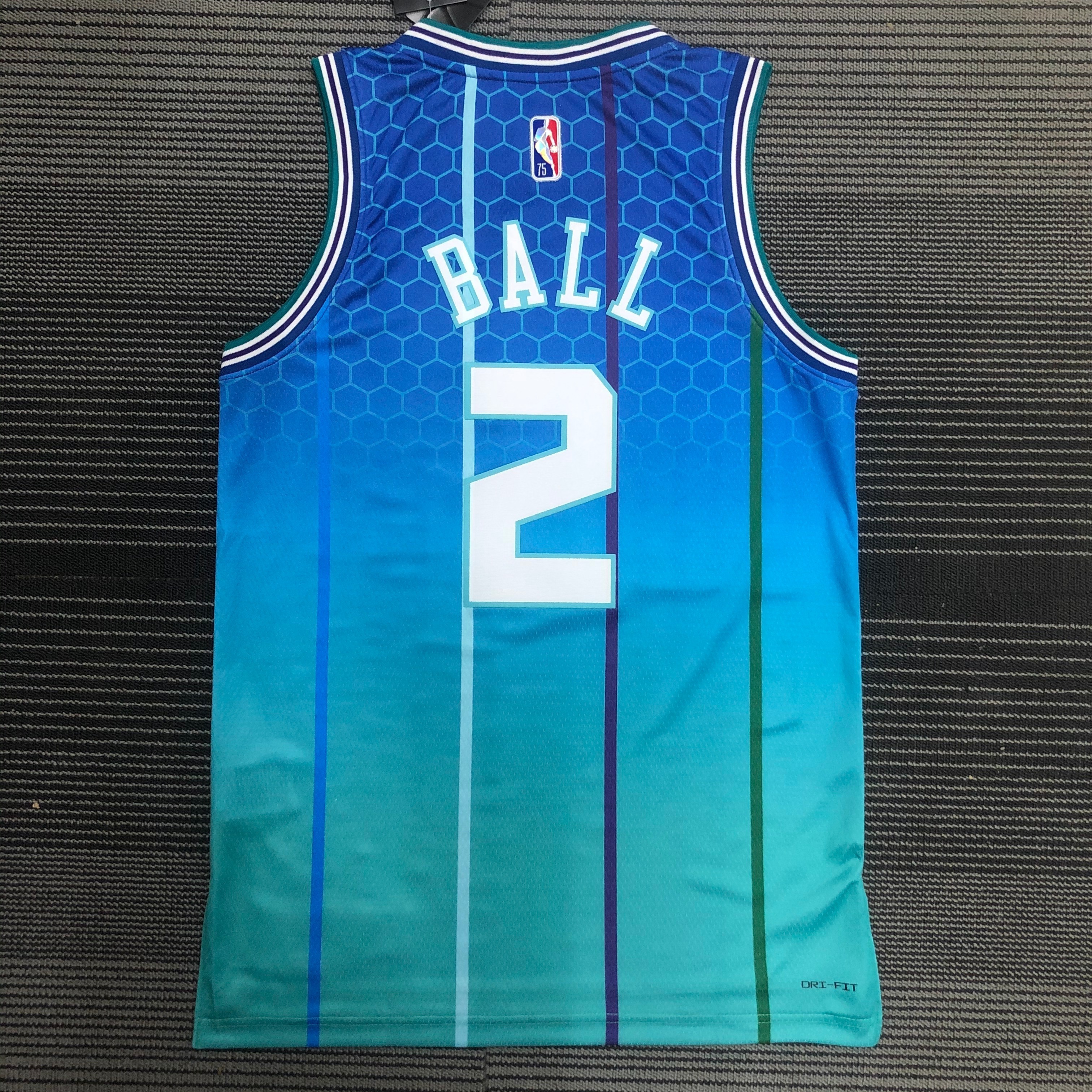 21 Season Hornets City Edition No.2 Ball