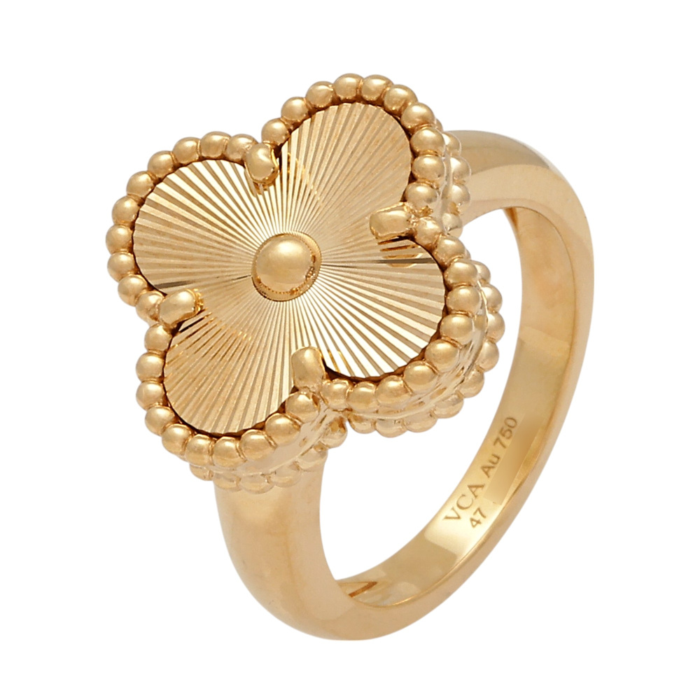 Van Cleef & Arpels Vintage Alhambra Ring 18K Yellow Gold VCARP6I300