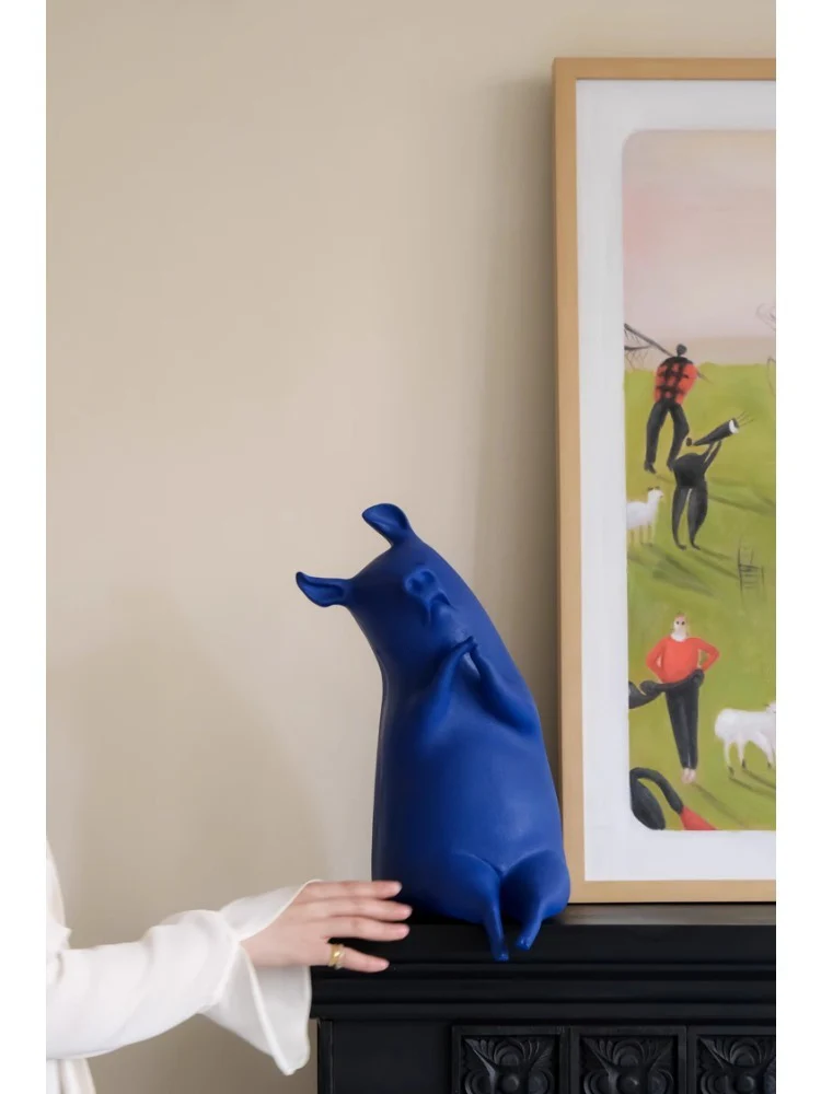 DC109 - Home Picasso blue blessing pig foyer bookcase sample room guardian ingot desktop ornament