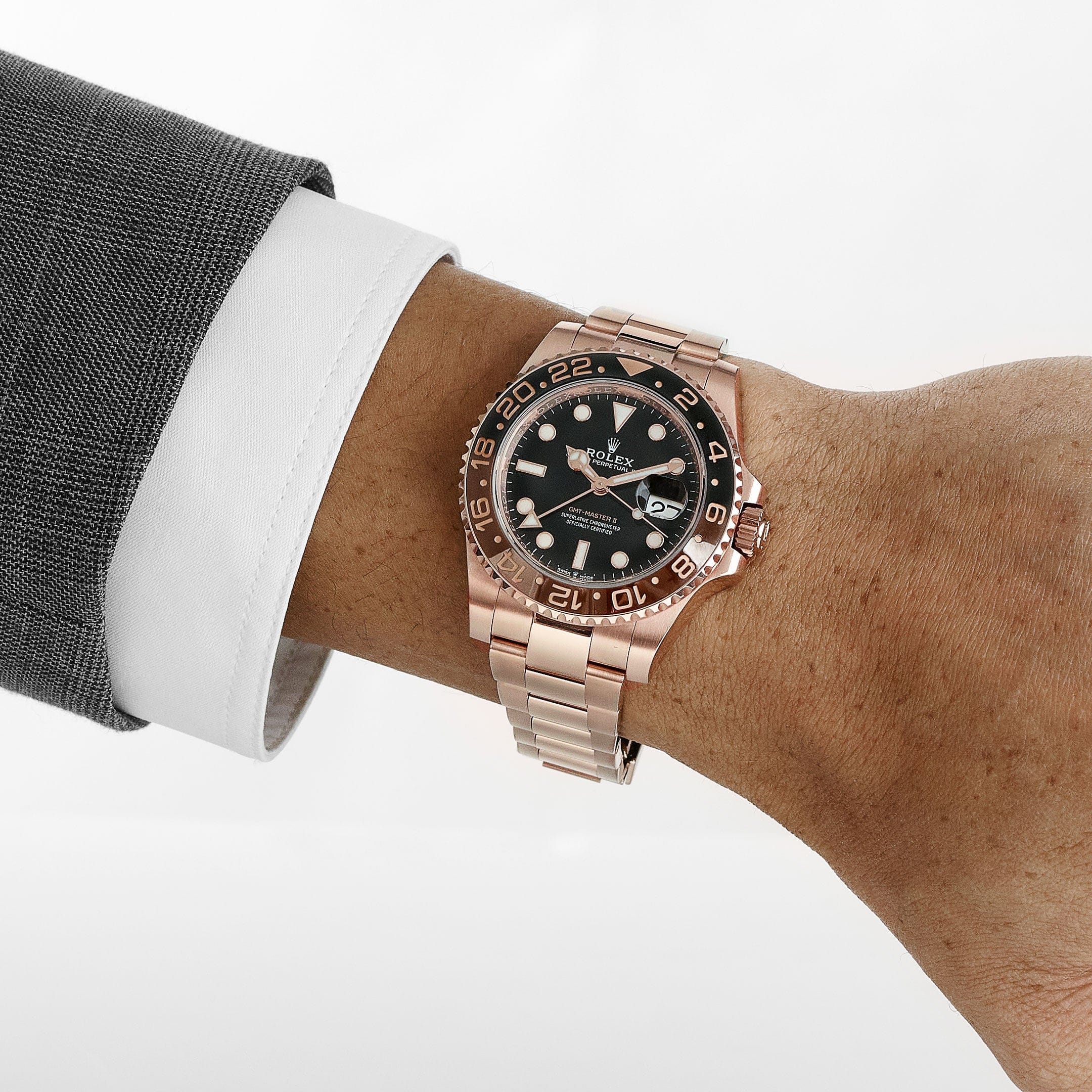 Rolex GMT-Master II 126715CHNR 'Root Beer' Rose Gold Black Dial (2023)