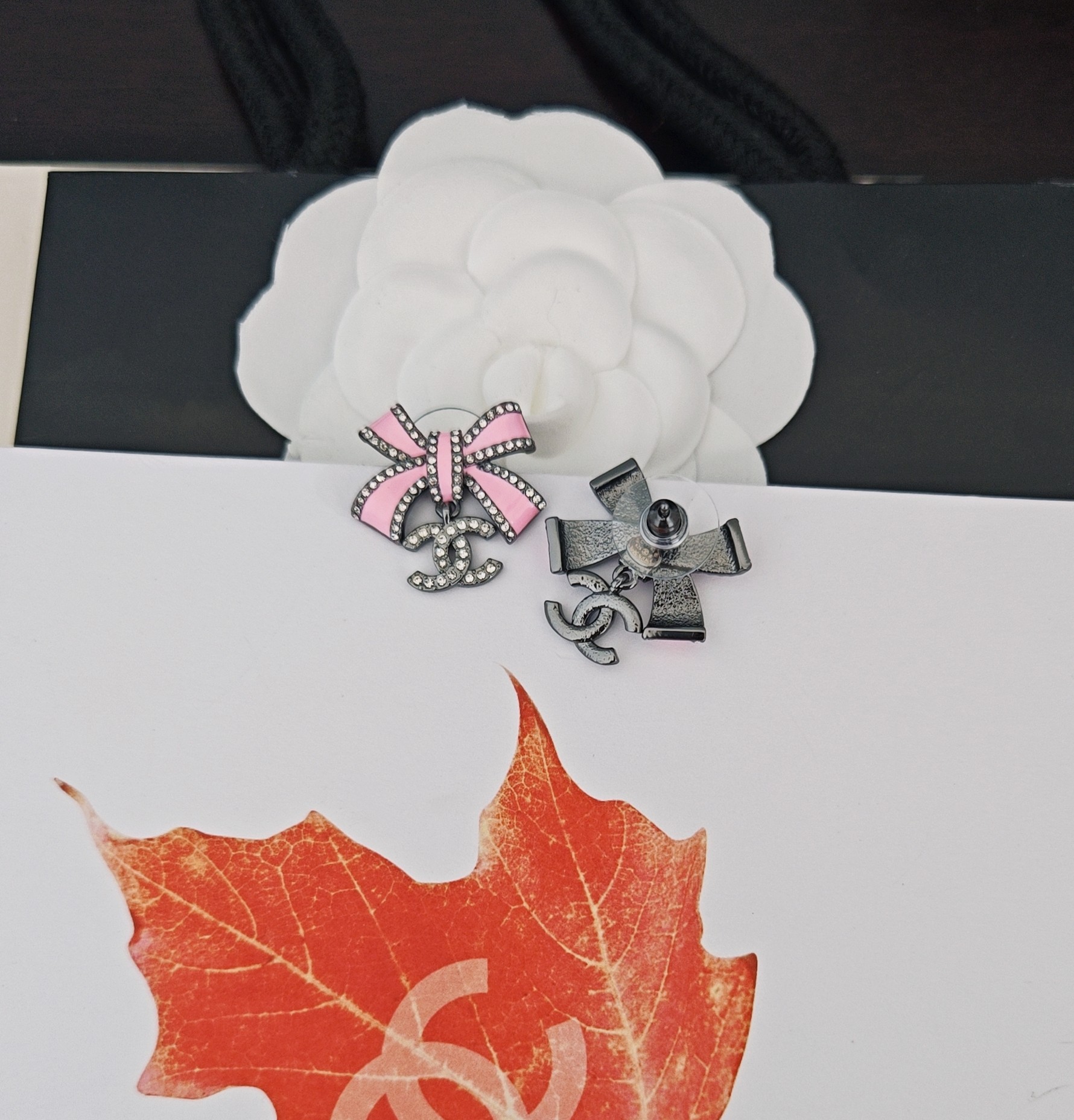 Chanel black and pink bow earrings - cnluxepick