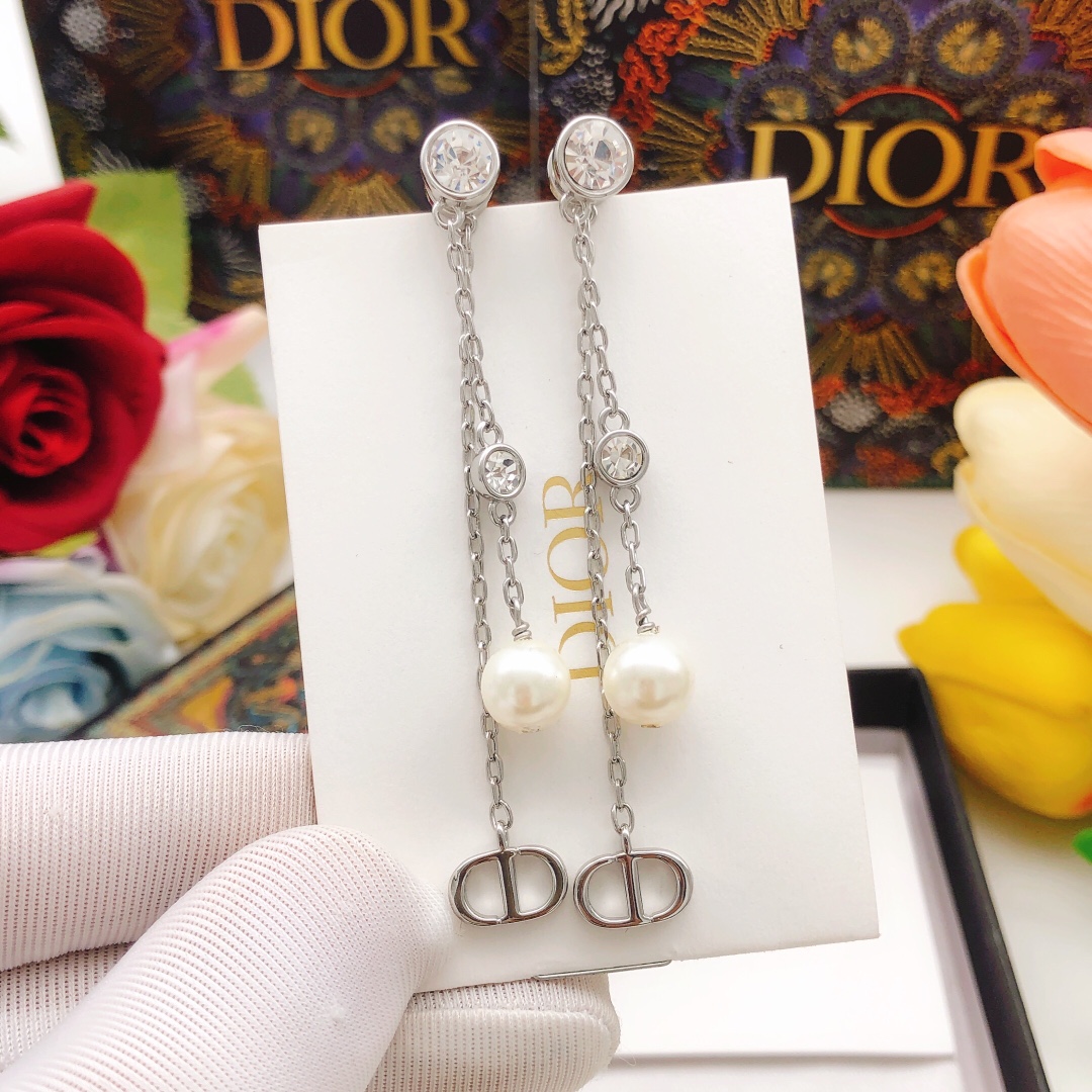 Dior tassel earrings - cnluxepick