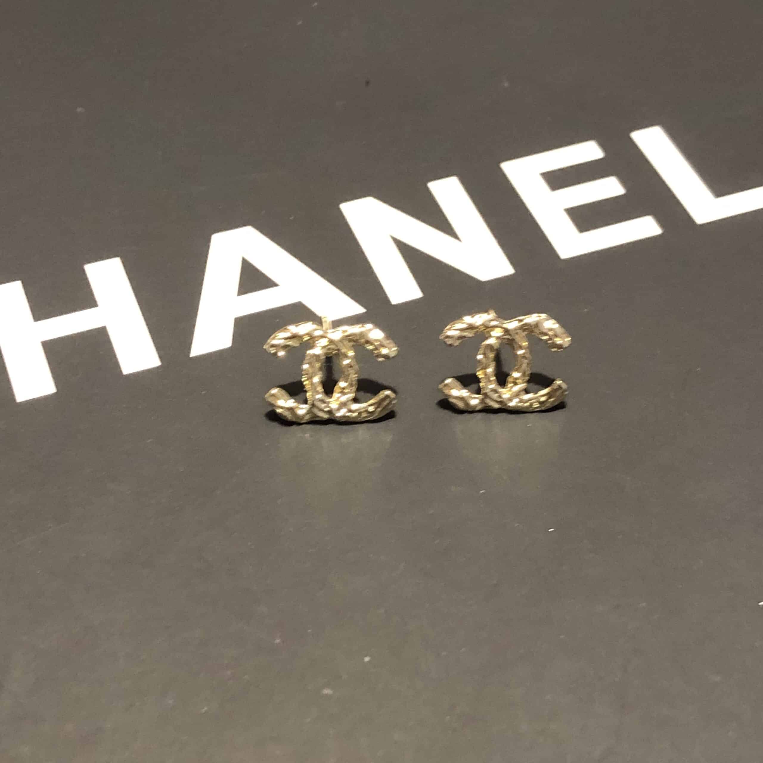 Chanel Cc Earrings Gold