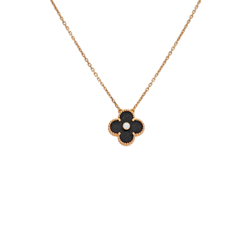 Van Cleef & Arpels Vintage Alhambra 2023 Holiday Exclusive Necklace 18K Rose Gold VCARP9T000