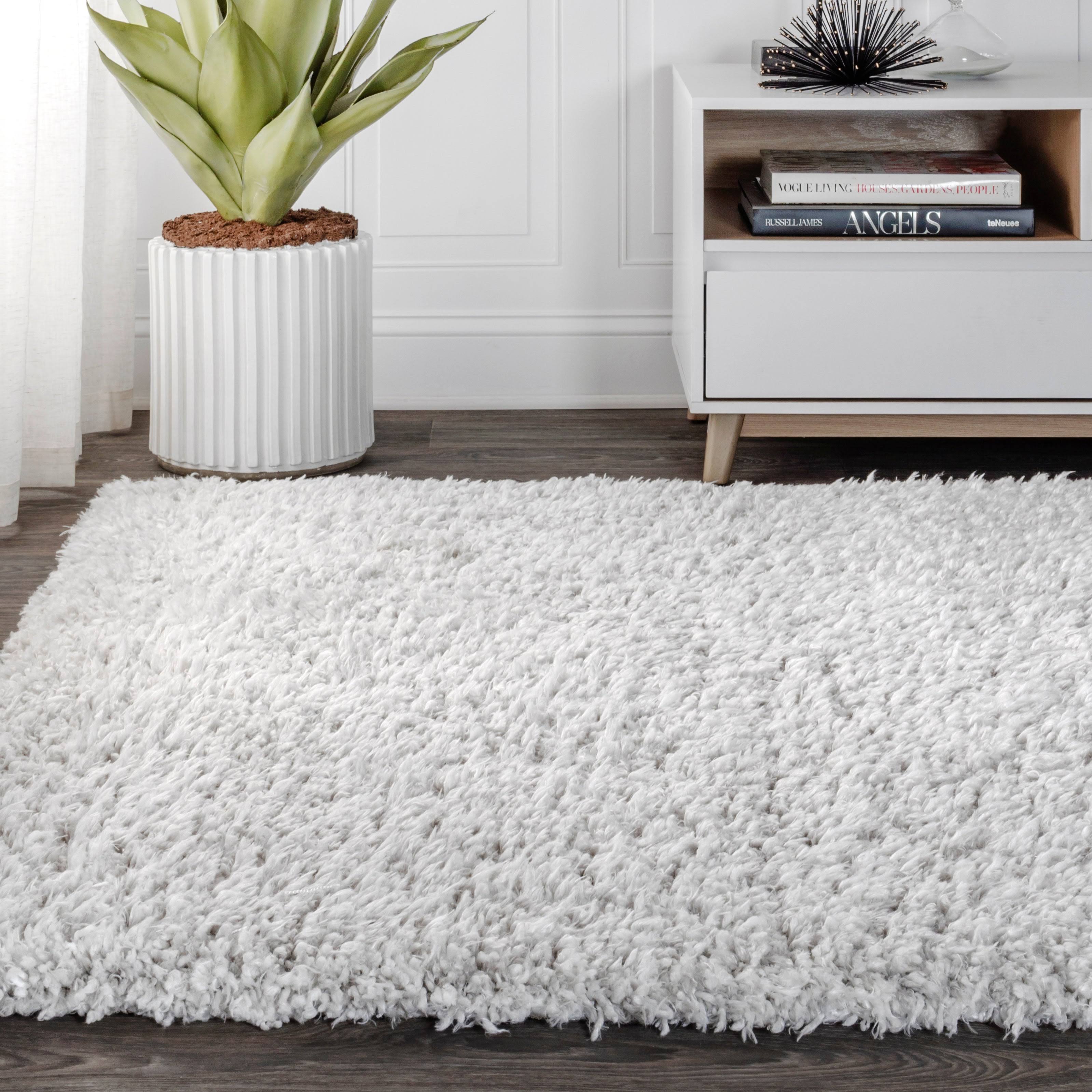 Jonathan Y Lighting Ala102-28 Alaska Shag 2-1/4& x 8& Shag Polyester Solid Runner, Gray