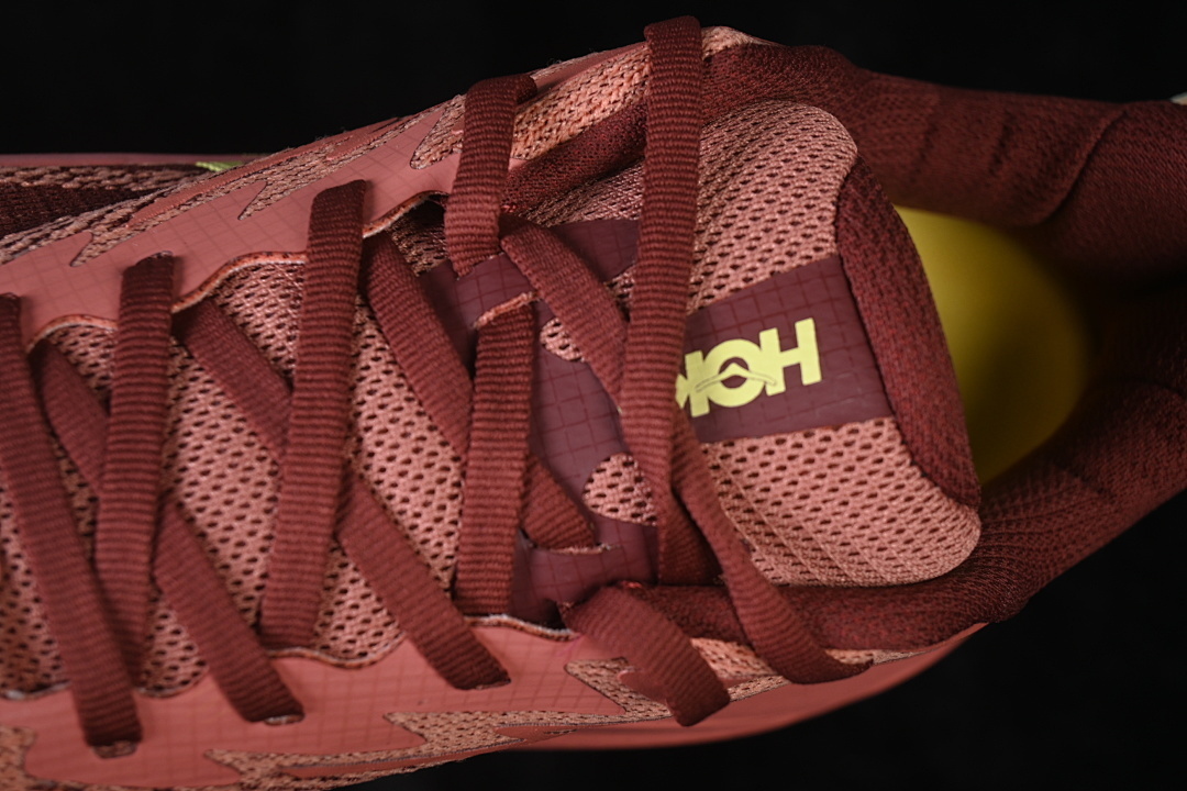 HOKA One One Challenger 8 Running Shoes