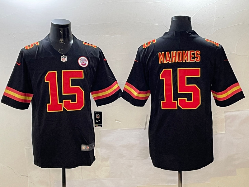 Men's Kansas City Chiefs Patrick Mahomes #15 Black Game Jersey