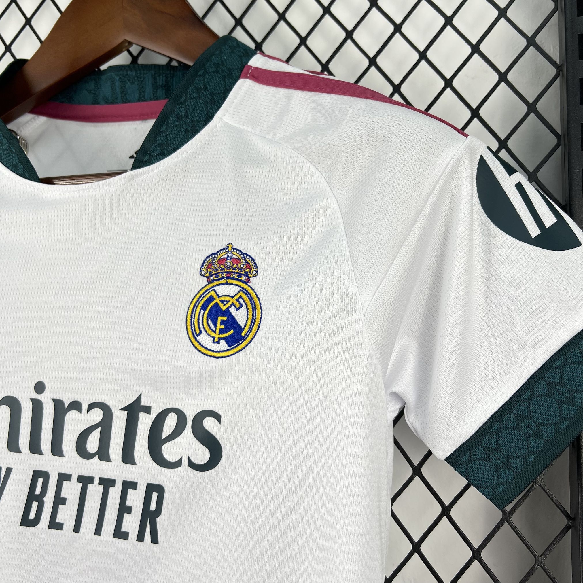 Kids Real Madrid 2026/27 Home Jersey 16-28