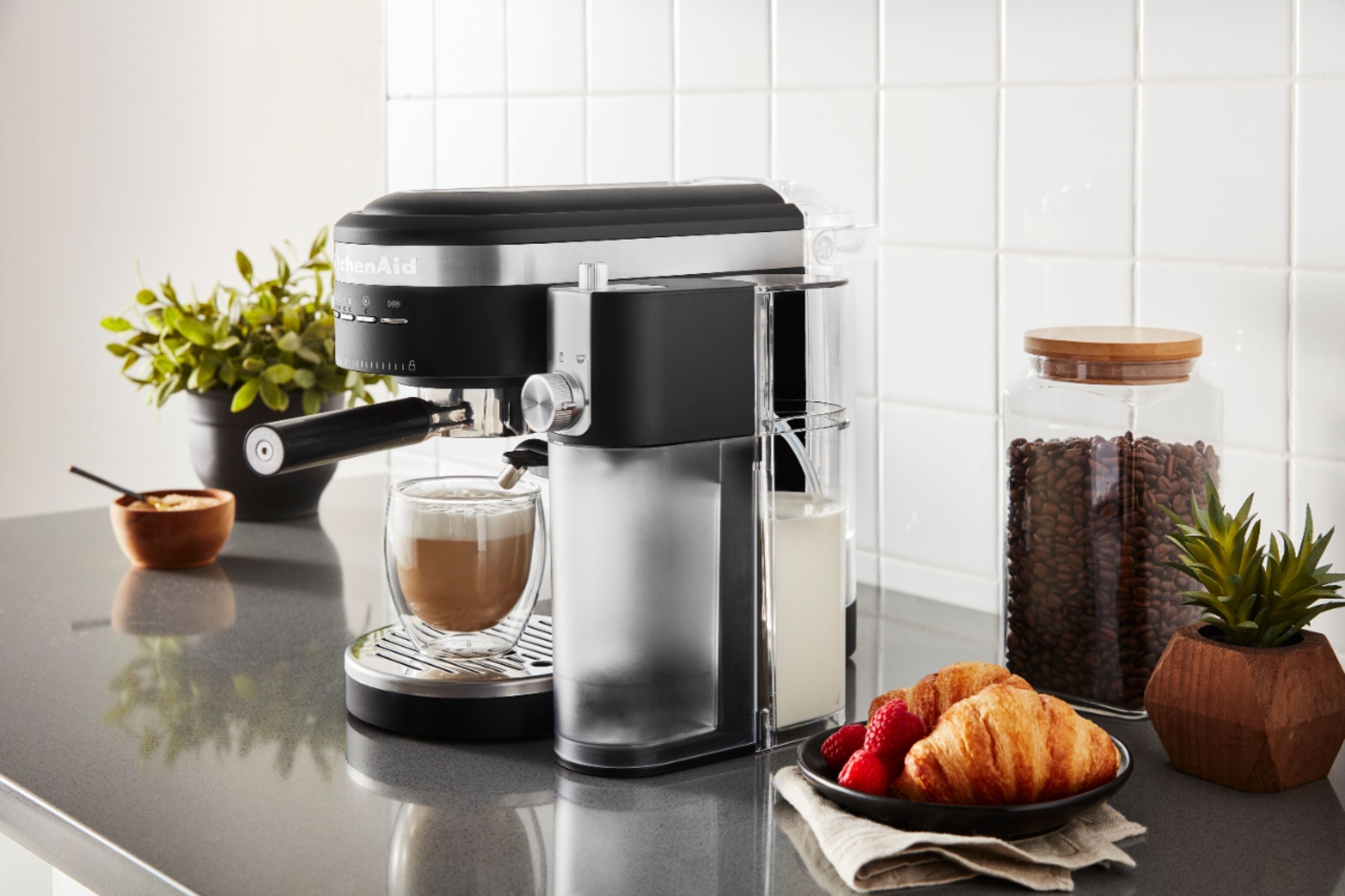 KitchenAid KES6404BM - Semi-Automatic Espresso Machine and Automatic Milk Frother Attachment - Matte Black