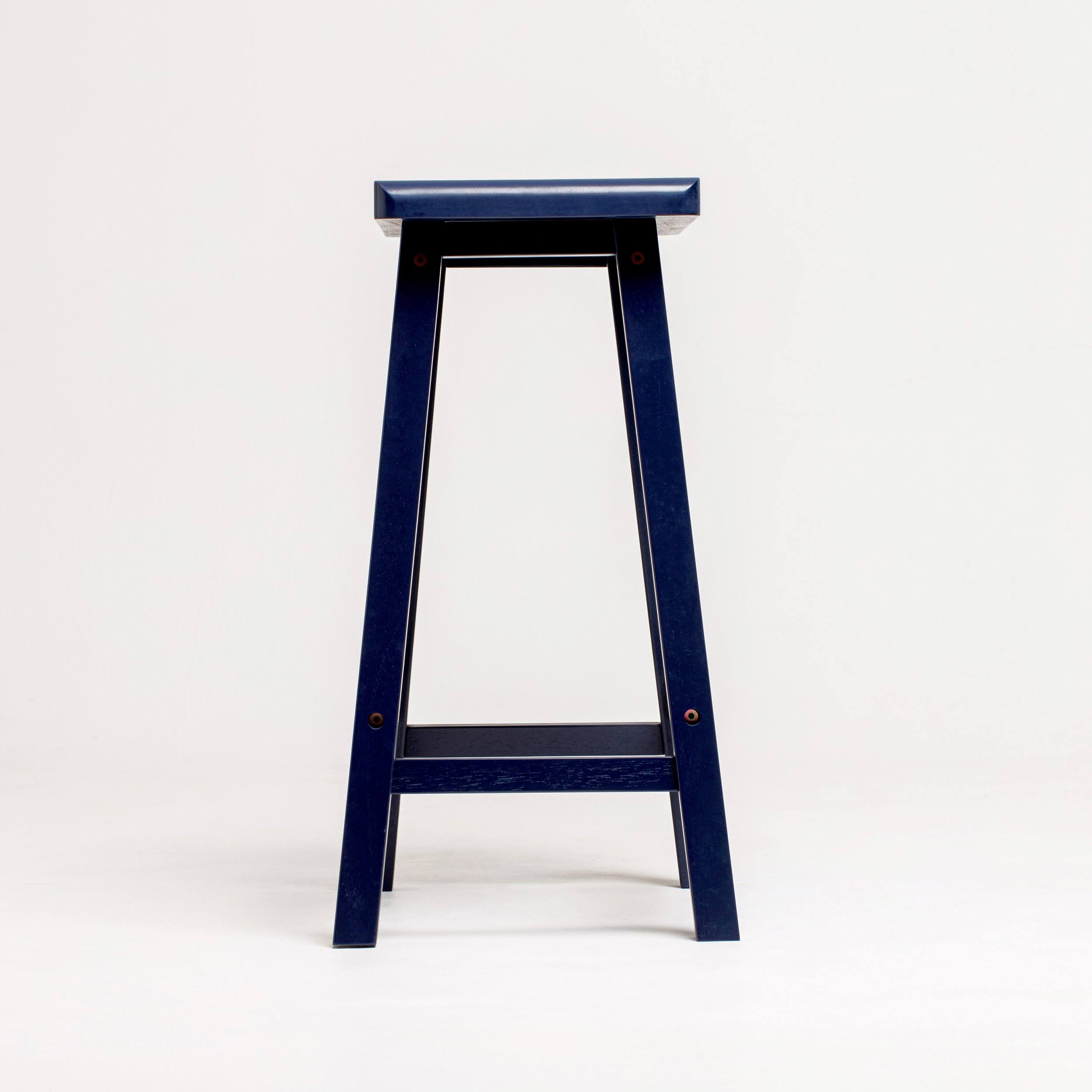 Homestead Alani 24x22 Saddle Stool - White