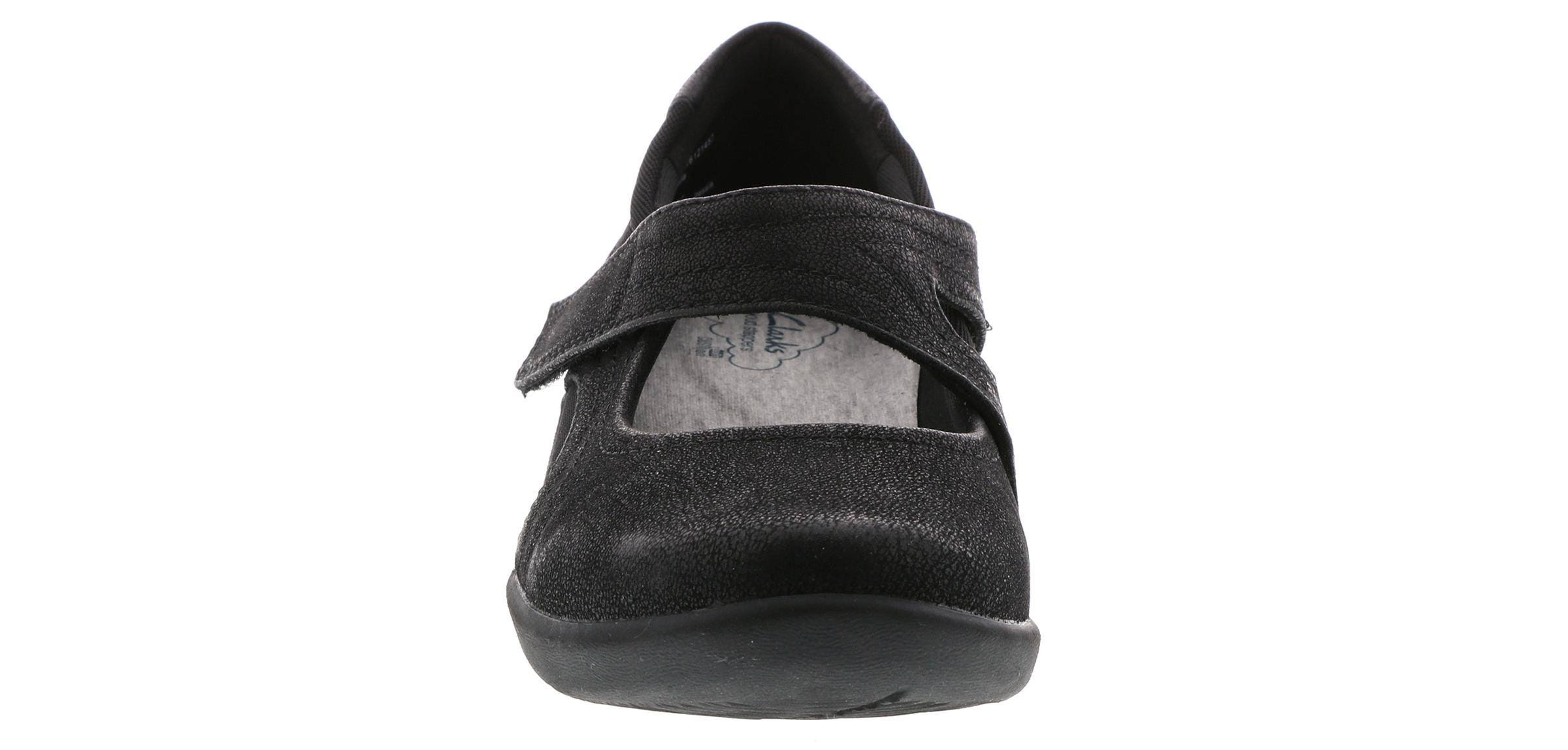 Clarks Sillian Bella Black / 7