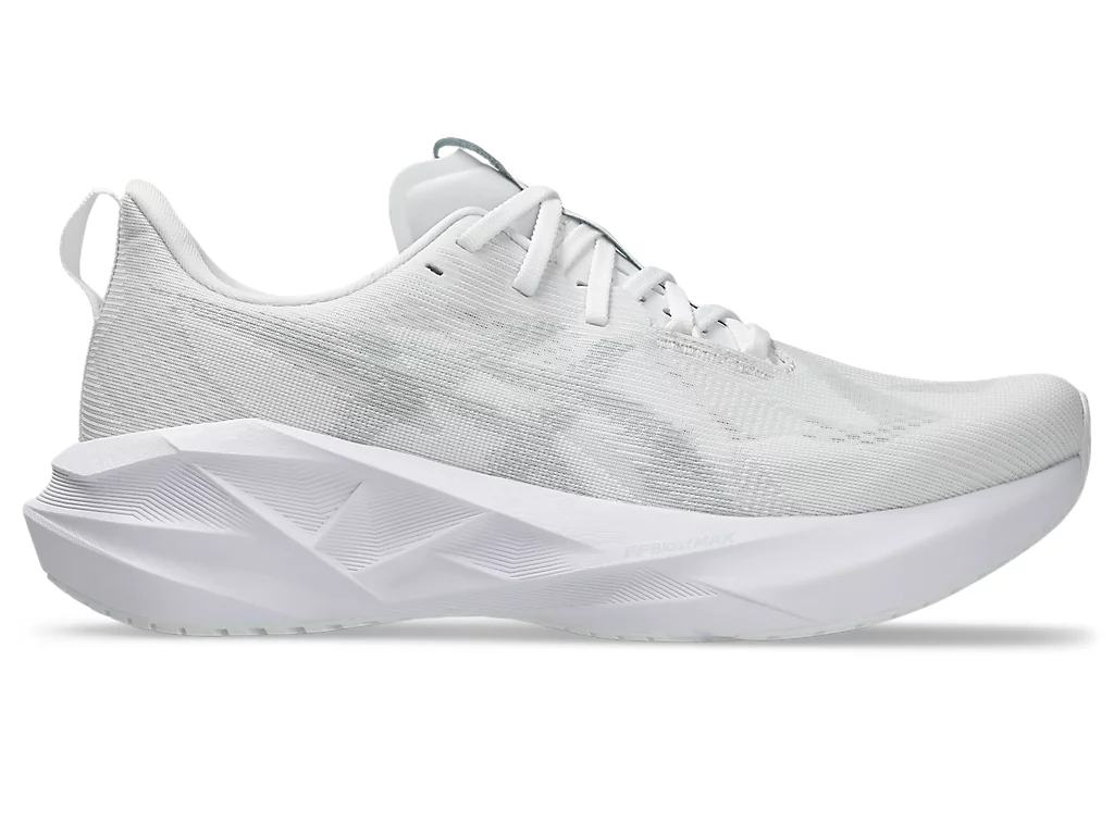 ASICS Novablast 5 White Piedmont Grey 1011B974-100