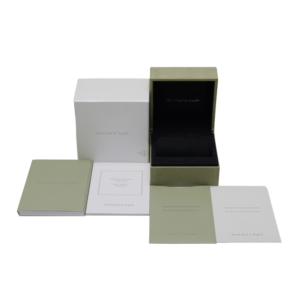 Van Cleef & Arpels Perlet Gold Pearl Bracelet 18K Yellow Gold VCARO95900