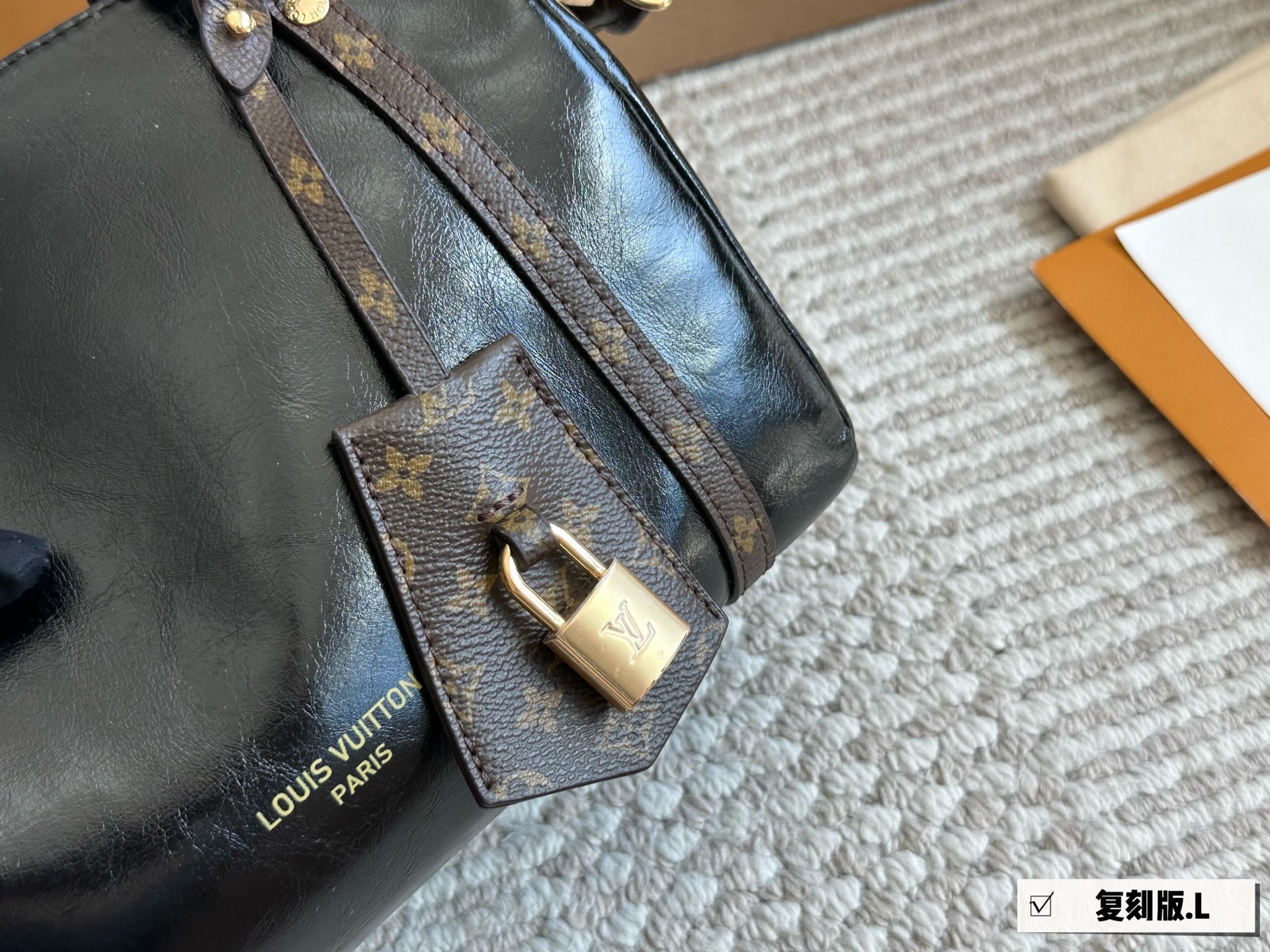 LV express Vintage Bag - cnluxepick