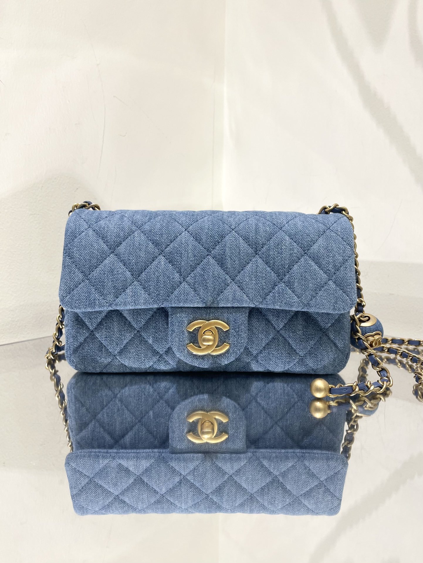 Chanel Denim Rectangular Crush Ghw 20Cm/7.9in
