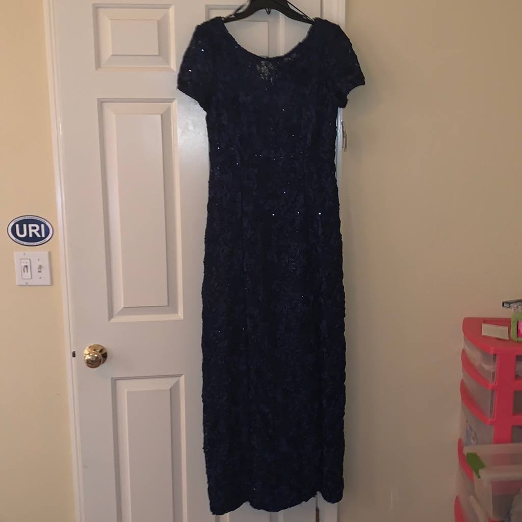 Alex Evenings Rosette A-Line Gown - 12 / Navy