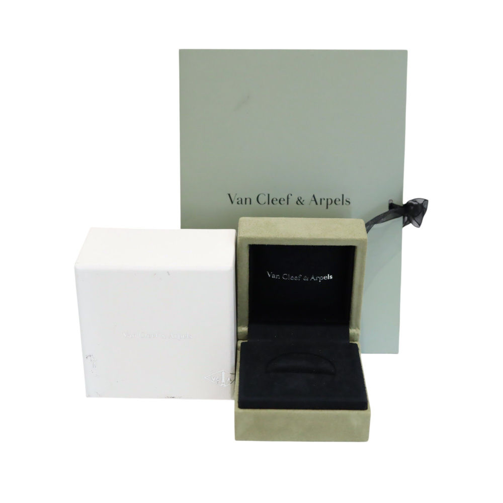 Van Cleef & Arpels Perlet Gold Pearl Ring 18K Yellow Gold VCARO3Y500