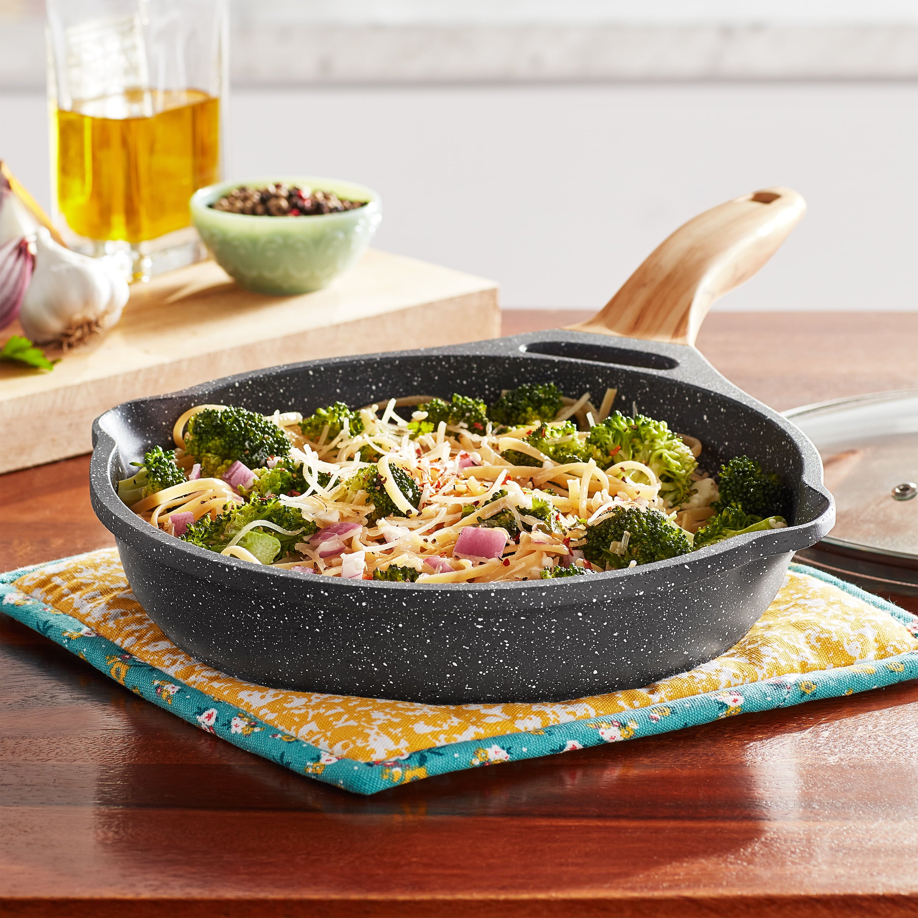 The Pioneer Woman Prairie Signature Cast Aluminum 8