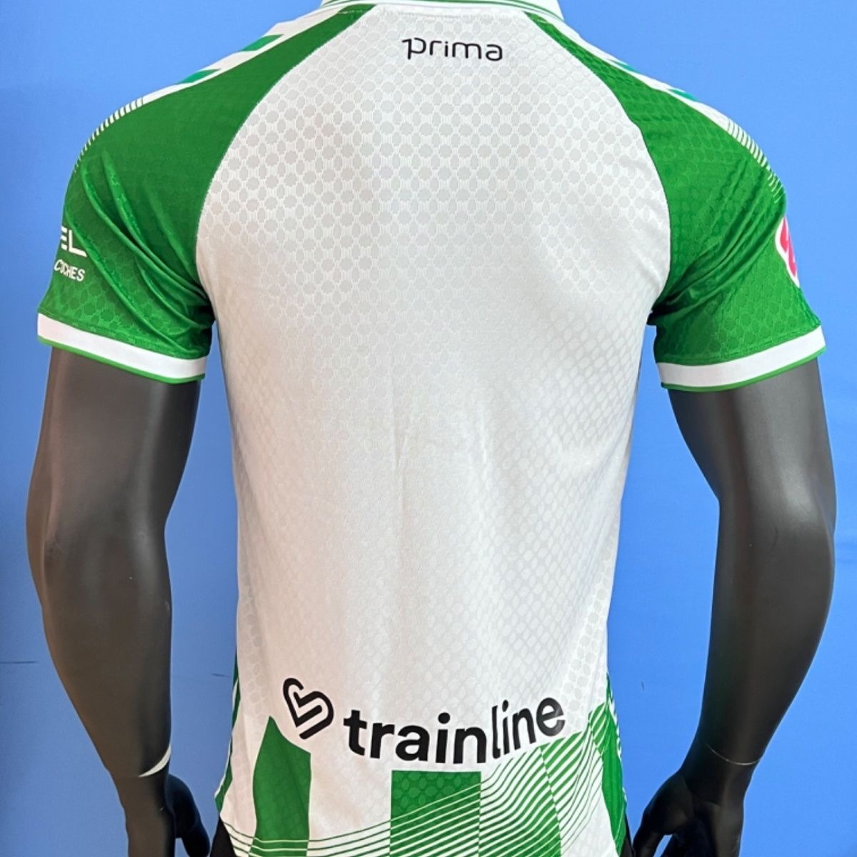 Real Betis players home 26-27