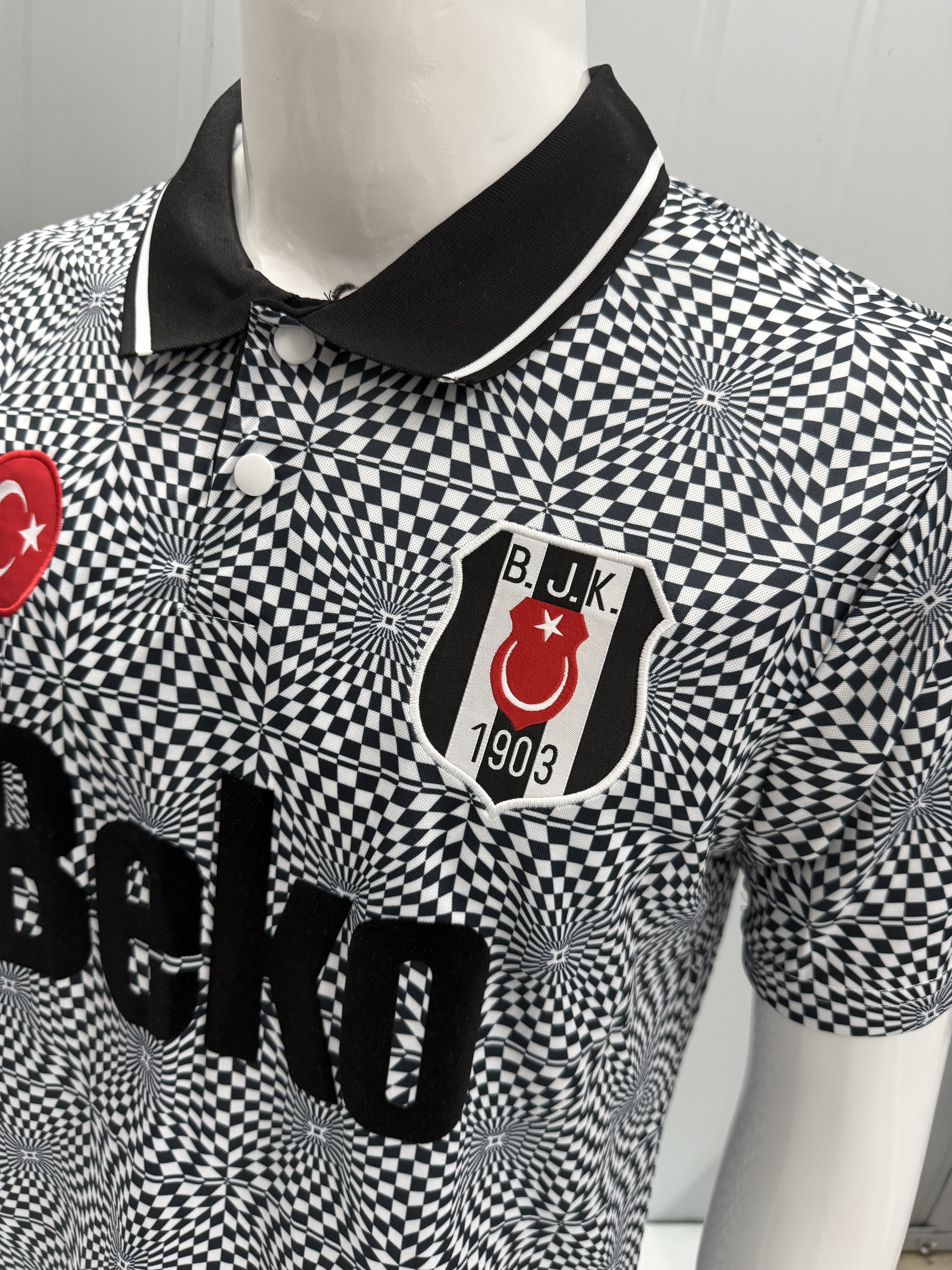 BJK 91/92 Away Jersey S-XXL