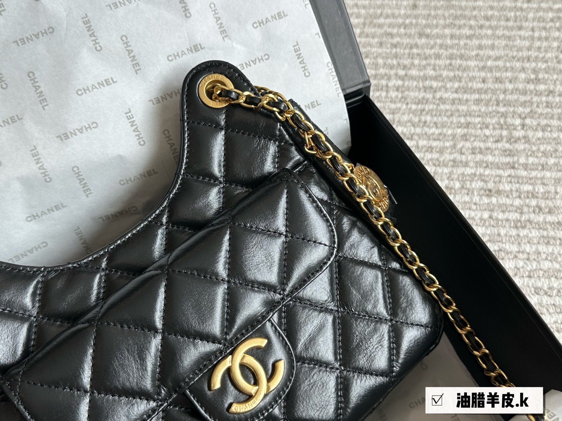 Chanel waxed leather shoulder bag - cnluxepick