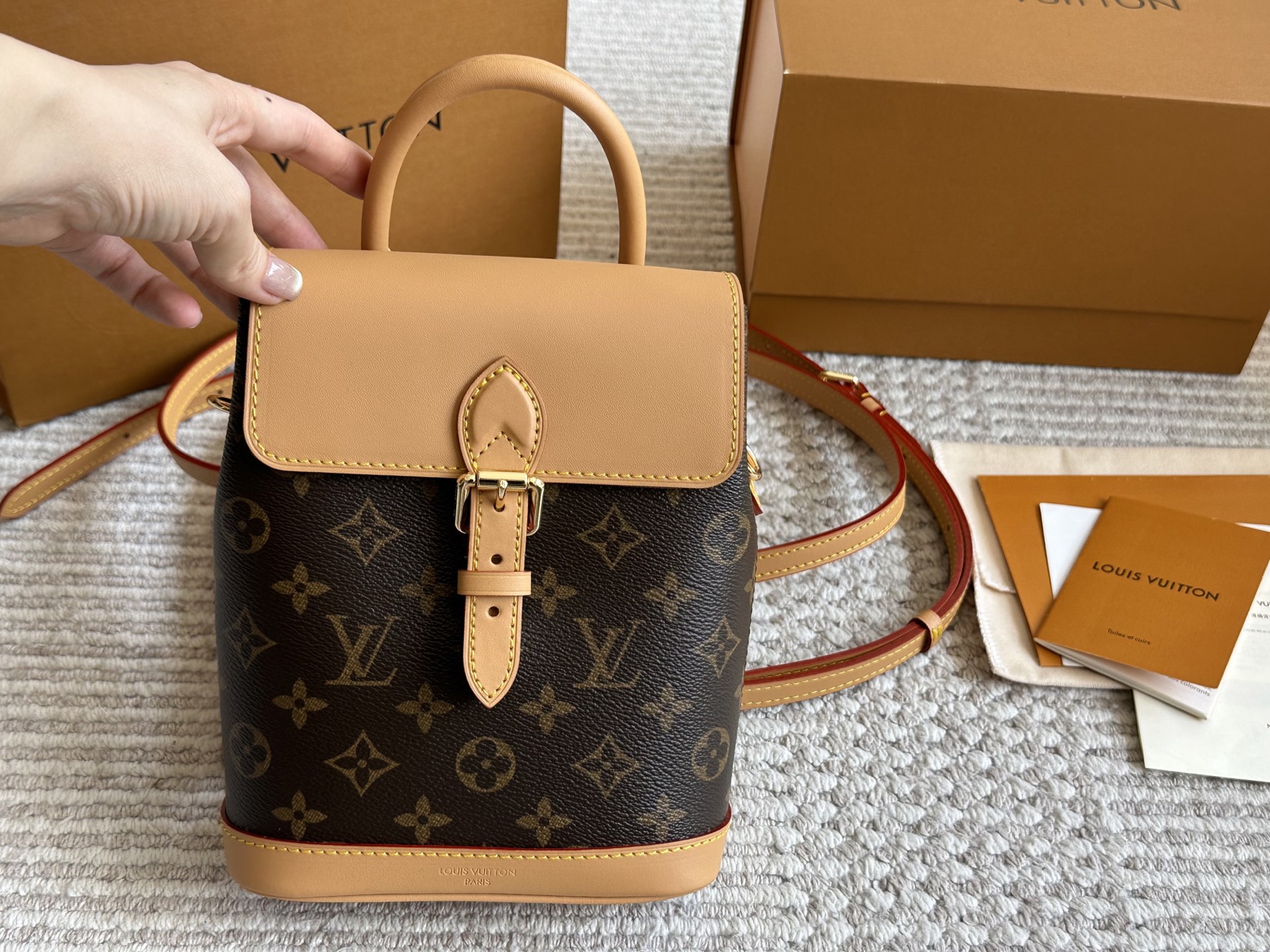 LV monogram shoulder crossbody backpack - cnluxepick