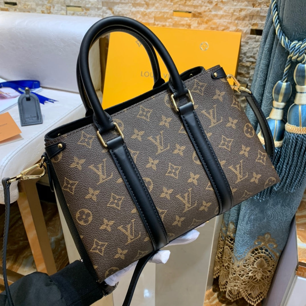 Louis Vuitton Soufflot 29Cm Black