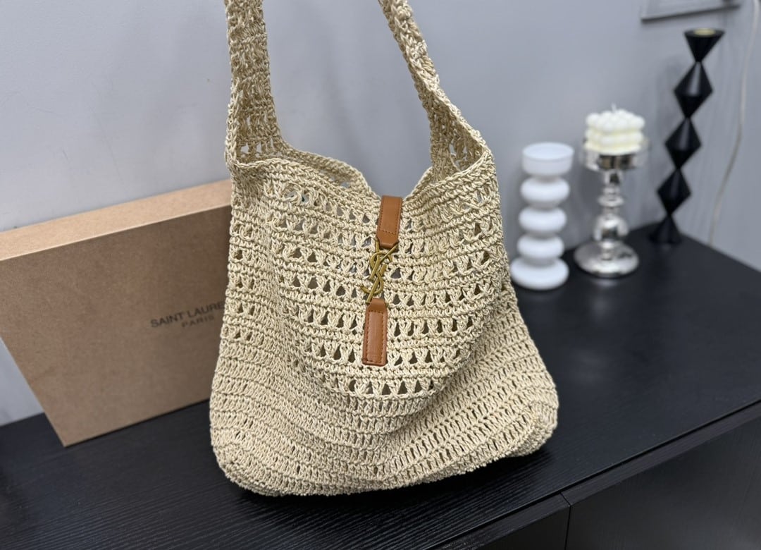 Saint Laurent Le 5 A 7 In Raffia Crochet And Smooth Leather Beige 32Cm