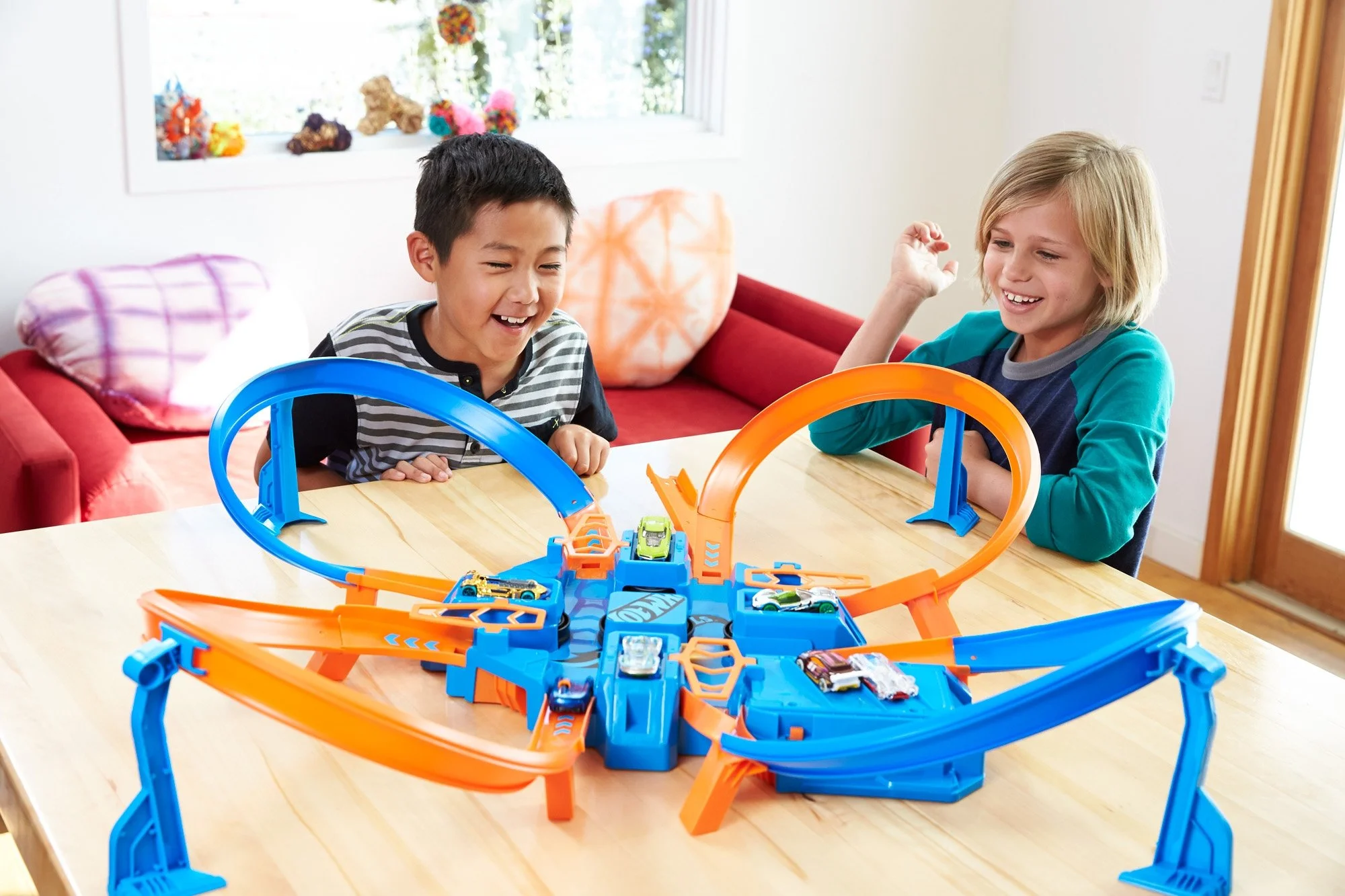 Hot Wheels Criss Cross Crash Track Set []
