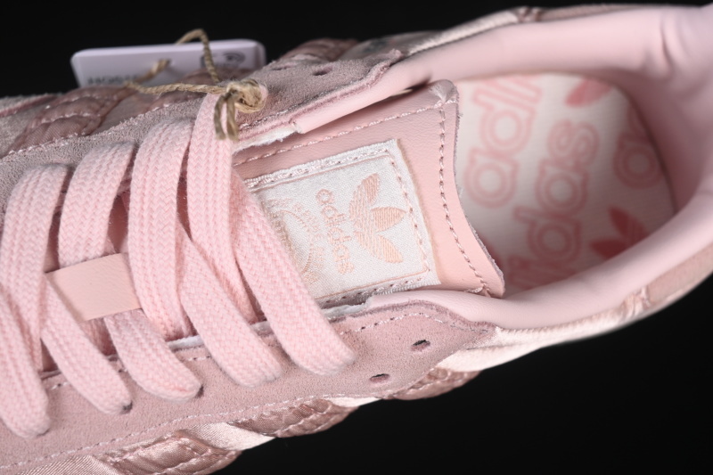 Adidas Samba Clover Casual Board Shoes Light Pink/Beige HQ5158