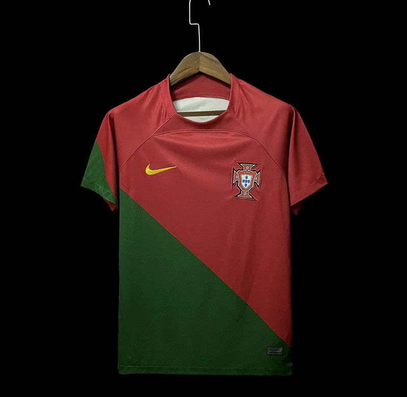 Portugal maillot 2022/23€14.99