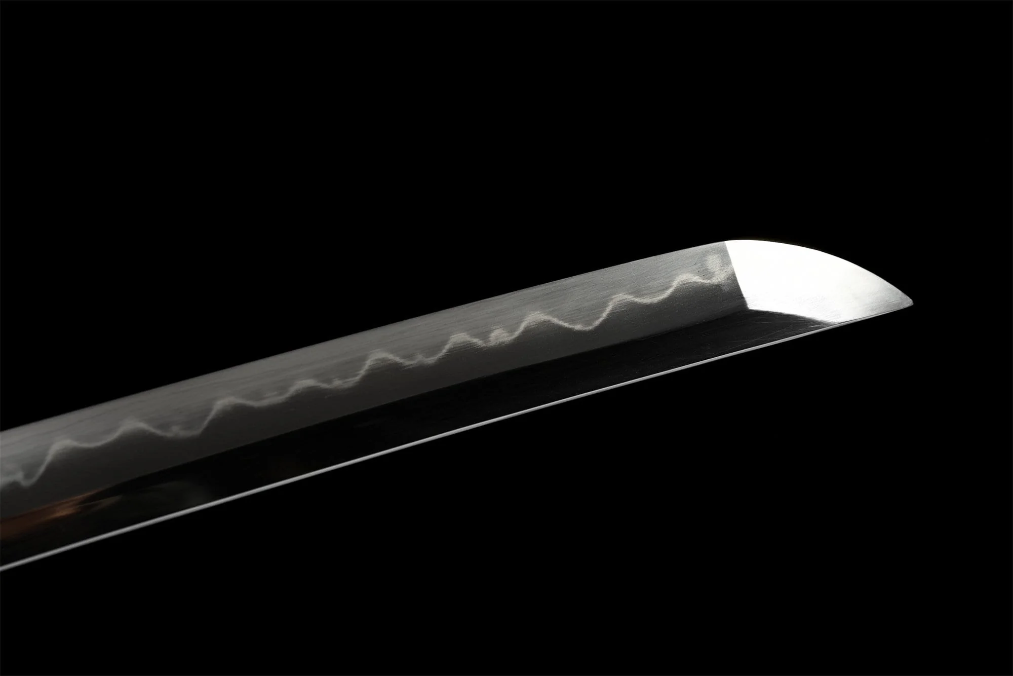 T8 Black Katana – Clay Tempered Hamon, Full Tang