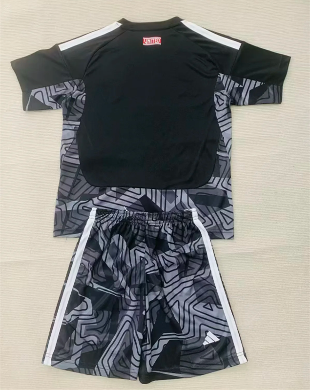 Manchester United Home Goalkeeper Kids Suit 26/27