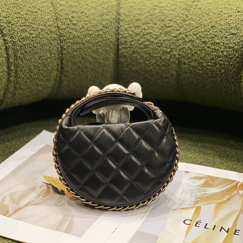 Chanel Lambskin Pouch Black 16cm