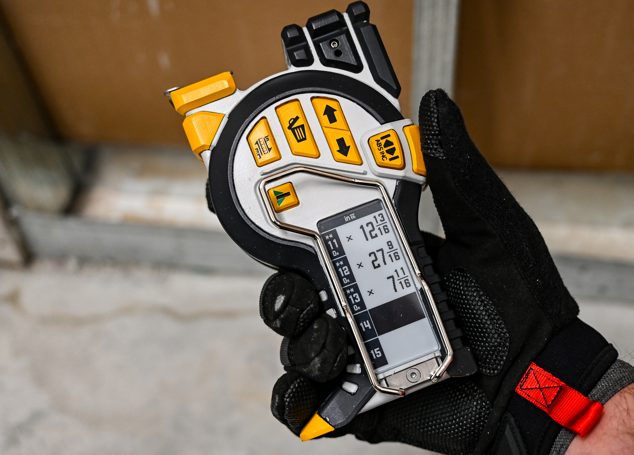 T1 Tomahawk Digital Tape Measure