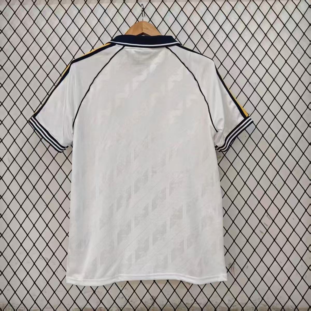 Real Madrid 26-27 Training Retro Style Special Edition