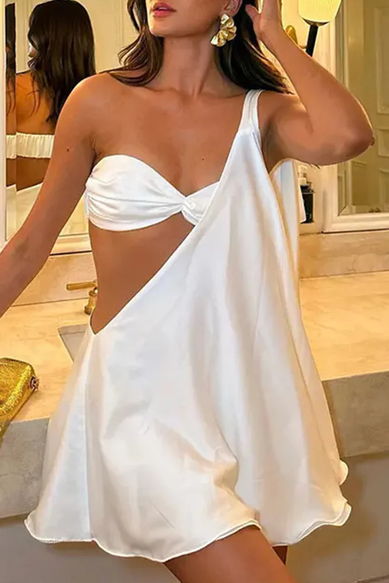 Asymmetrical Sloping Shoulder Backless Mini DressClistos