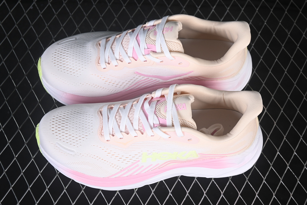 HOKA One One Clifton 11 Running Shoes