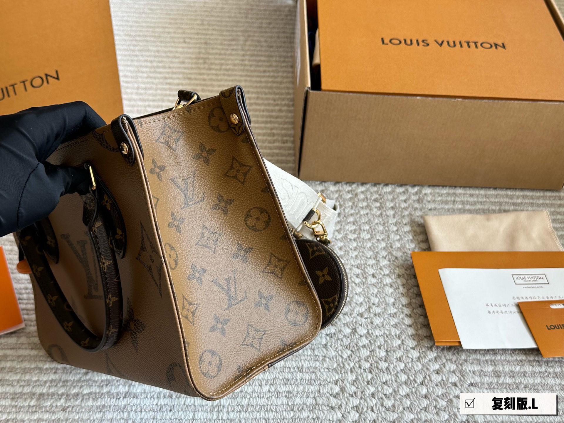 LV OnTheGo Small Tote - cnluxepick