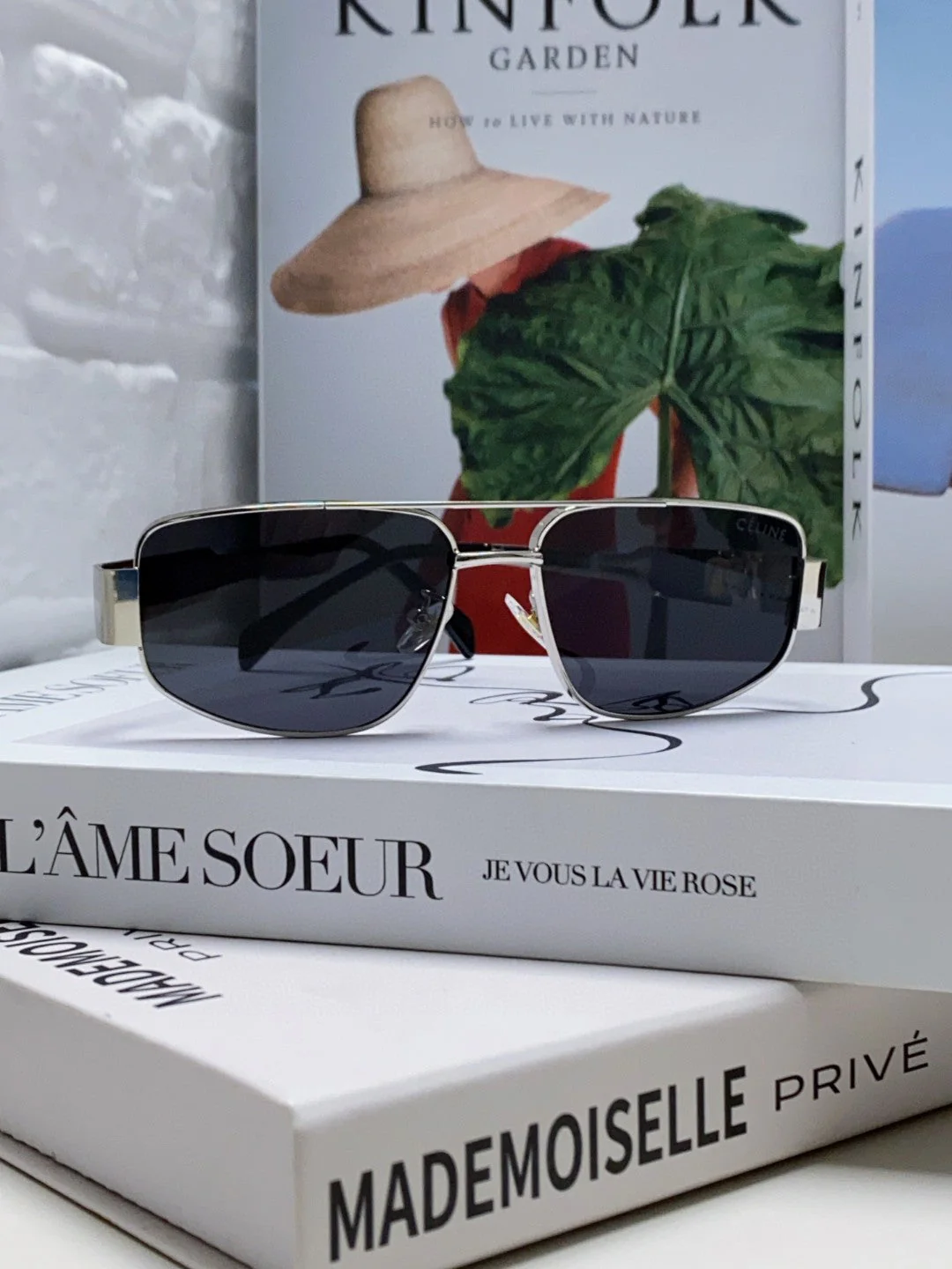 CELINE Pilot Sunglasses - cnluxepick