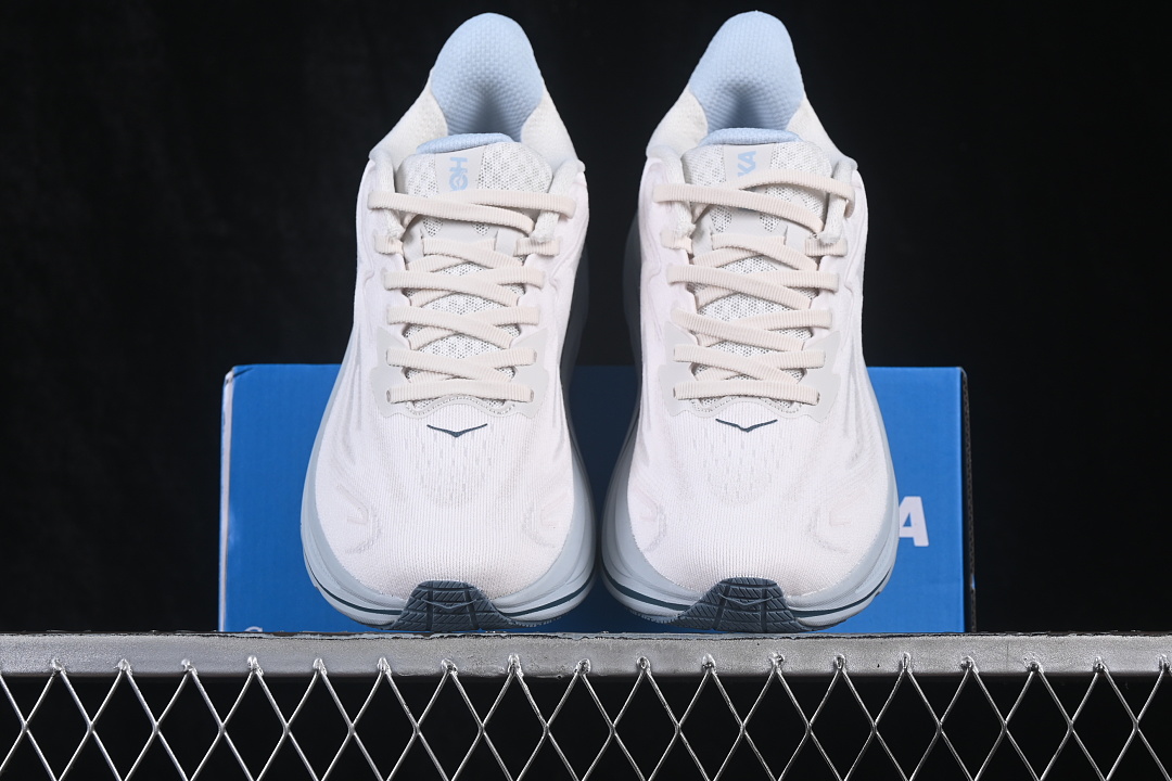 HOKA One One Clifton 10 Running Shoes