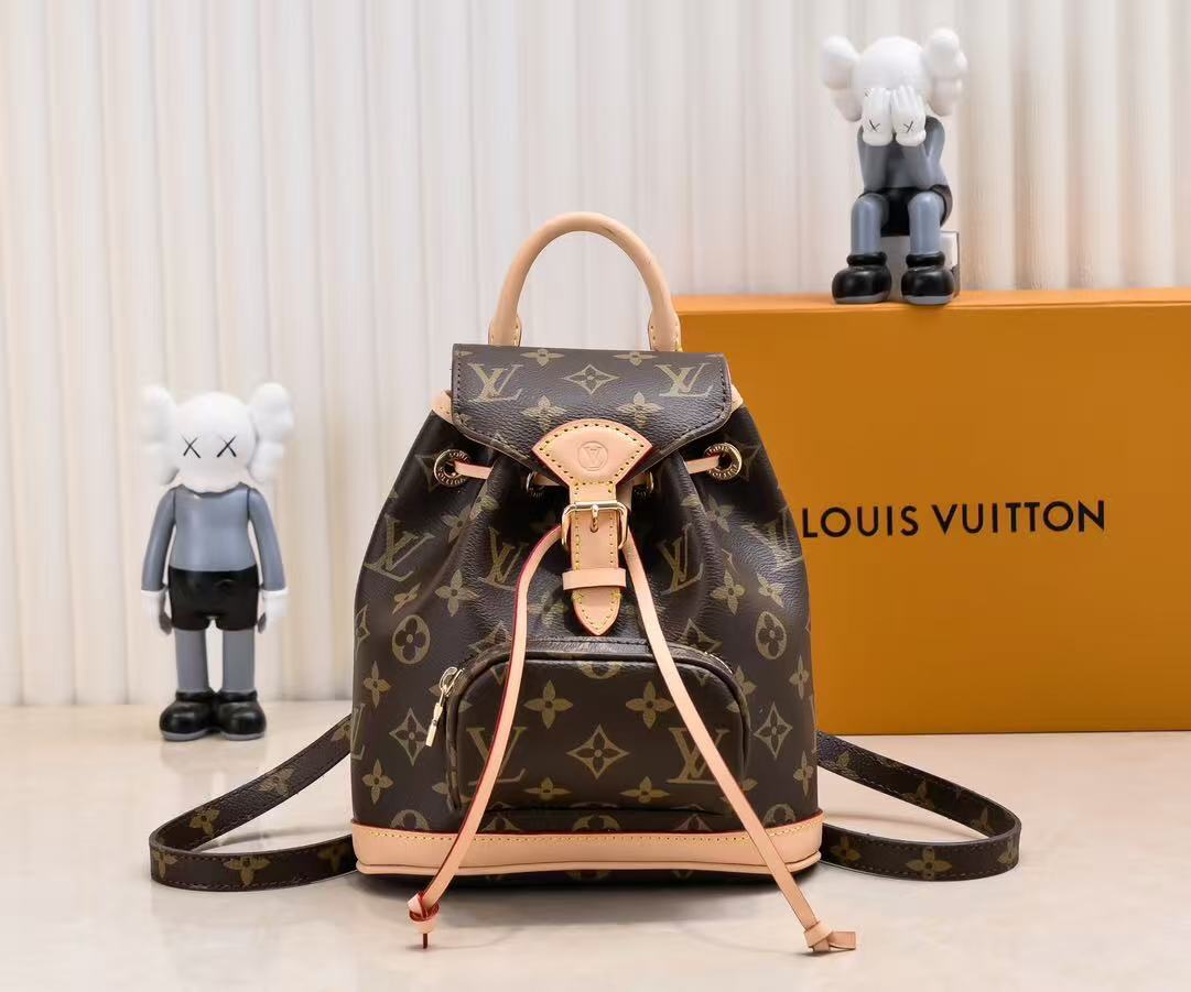 LV monogram backpack - cnluxepick