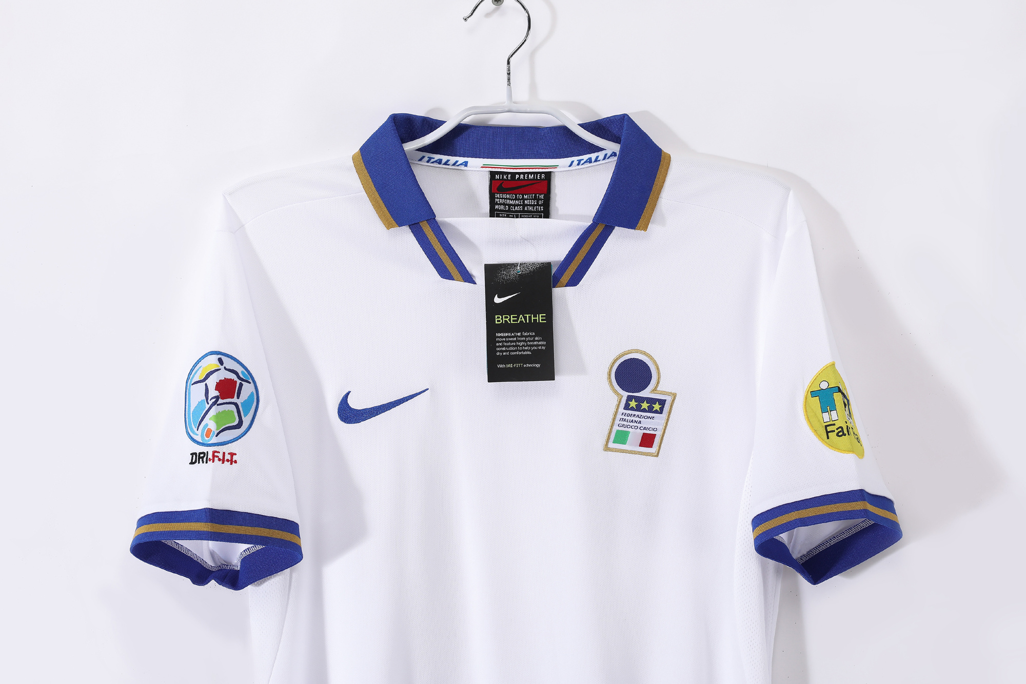 Retro  Italy 1996 Away White with badges