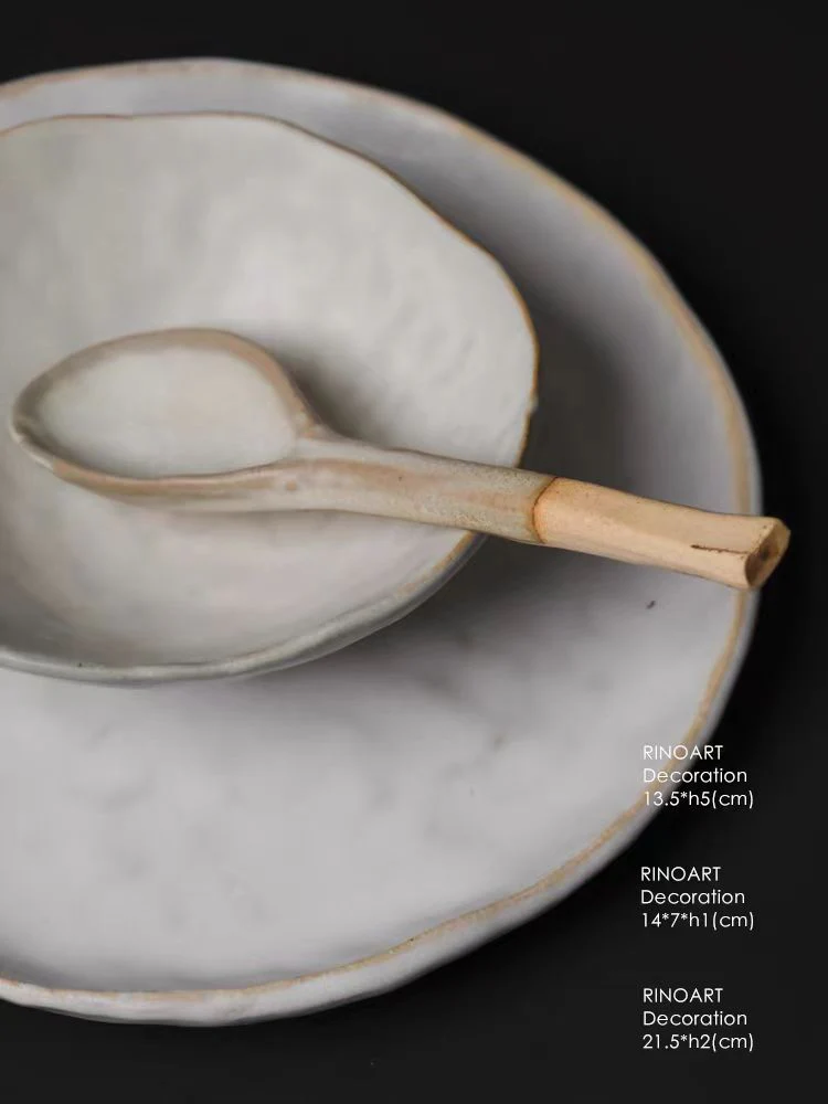 DC175-180 - Ceramic artist 