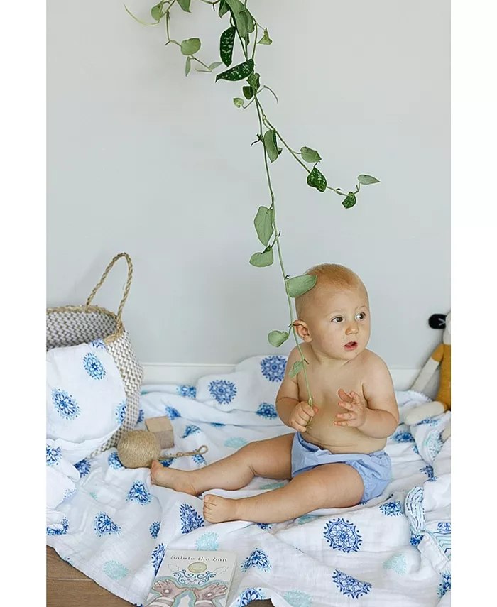 Malabar Baby Certified Organic Muslin Four-Layer Reversible All Season Snug Blanket, Mandala